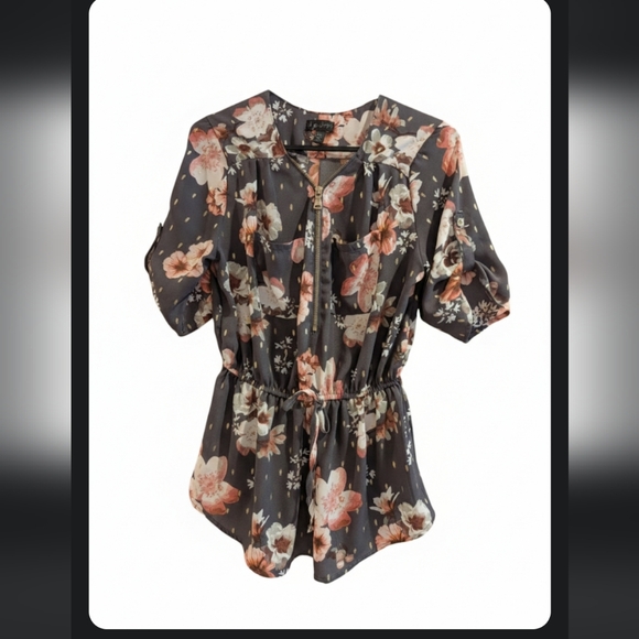 J for Justify Tops - J For Justify Blouse,Gray, Pink Floral, Zipped Front , Two Pockets,Size Medium.